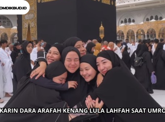 Awkarin Dara Arafah Kenang Lula Latfah Saat Umrah
