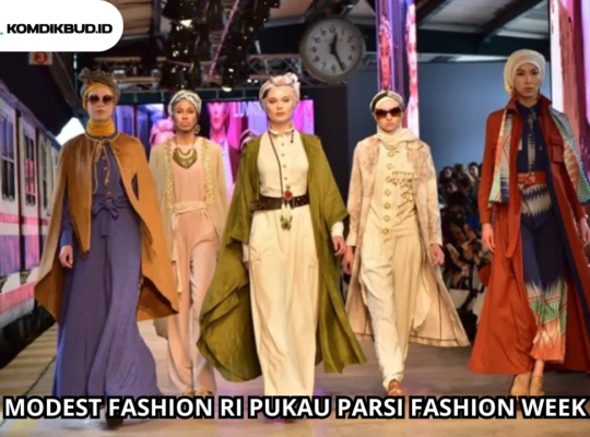 MODEST FASHION RI PUKAU PARSI FASHION WEEK